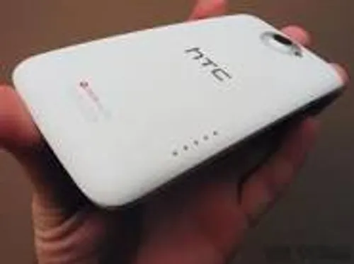 بچه ها من الان گوشیم htc one x هست میخوام برم گوشیمو عوض 