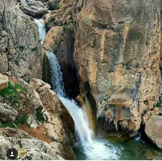 آبشارزیبای غسلگه نوراباددلفان