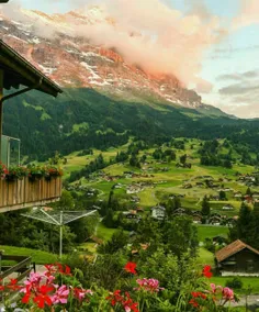 گریندلوالد(Grindelwald) بخشی از منطقهٔ  اینترلیکن استان ب