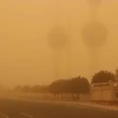 🔴 هم‌اکنون -کویت: طوفان شن سنگین با قدرت ۶۰ کیلومتر در سا