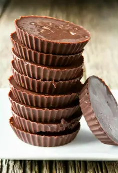 خوردن شکلات تلخ دربین وعده غذایی باعث میشود که کمتر غذا ب