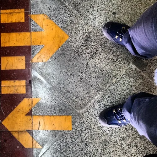 dailytehran metro subway sign walk shoe boy instapot inst