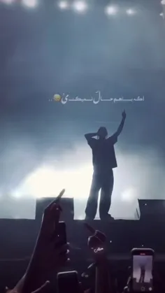 اگه باهام حال نمیکنی بچرخ من باهات حال کنم😏 قربونت برم