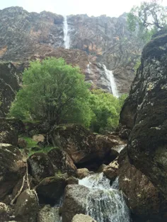 آبشار زیبا و دو طبقه تاف الیگودرز /لرستان و طبیعت بکر آن.