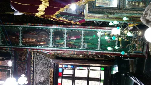 این علم حضرت عباس در کربلا بوده که در خانقاه معلی در شهر 