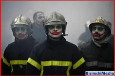 رونمایی از آتش‌نشانان جوکر در پاریس!