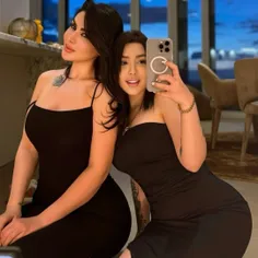 نیلی و دنیا جون✨️💫