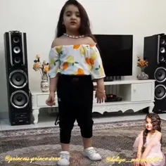 رقص دختربچه 